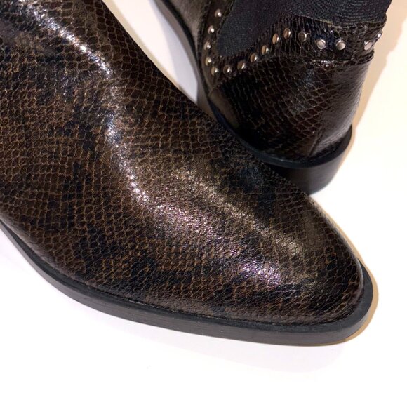 NEW ZARA BROWN SNAKESKIN CHELSEA BOOT W/ MINI STUDS SIZE 40 - Picture 3 of 8